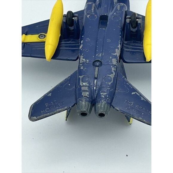 Blue Angels F-18 Hornet Diecast Jet Plane No. 68106 - Picture 11 of 11
